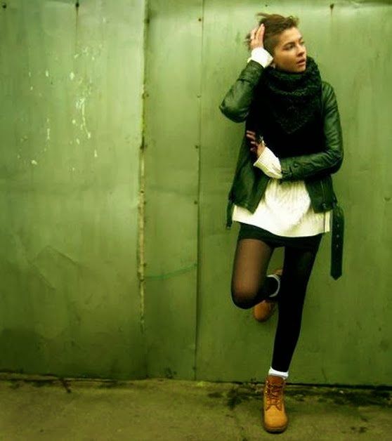 . COMBINA TIMBERLAND Y LEGGINS