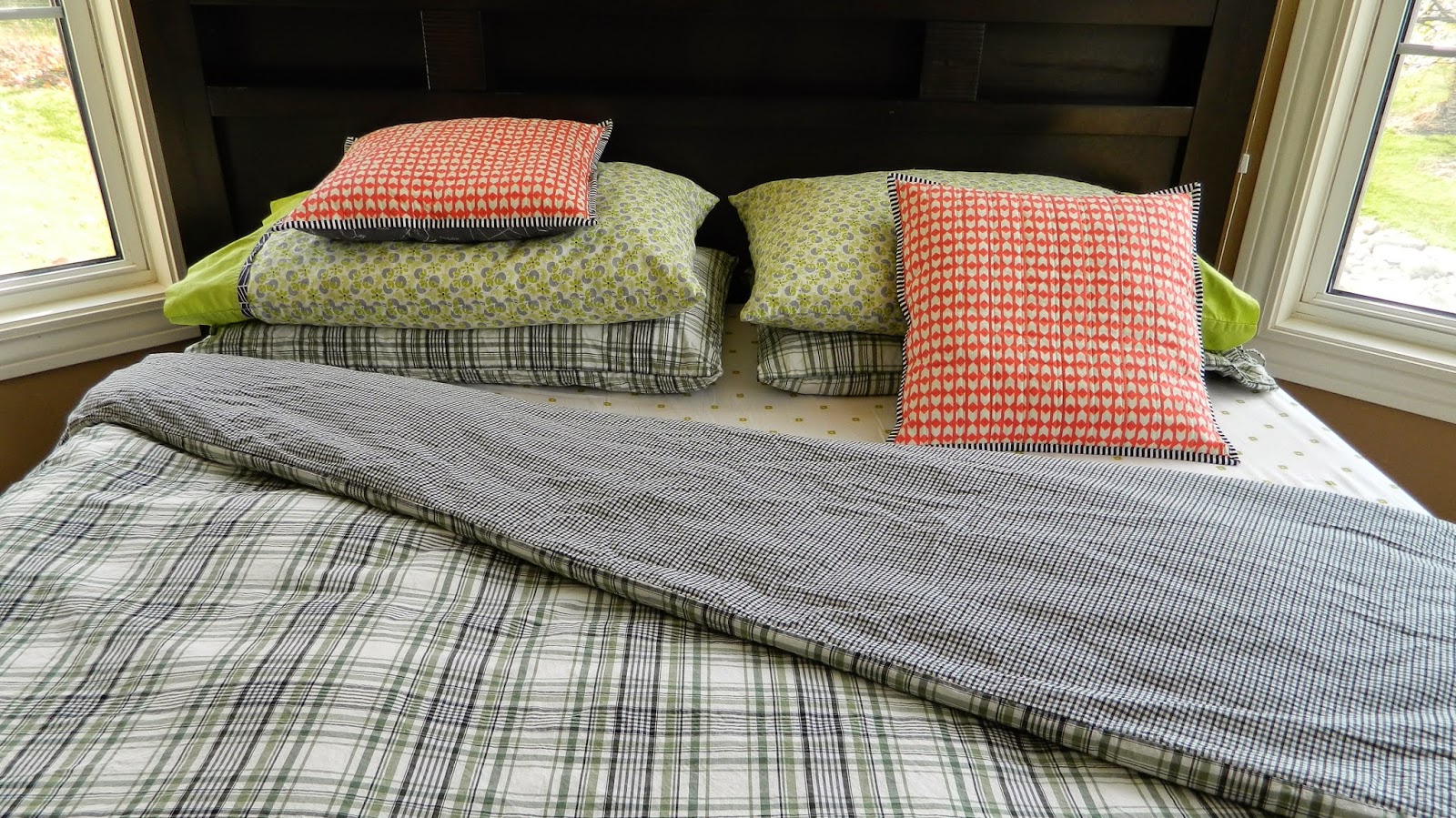 whole cloth quilted pillow cover {a tutorial}