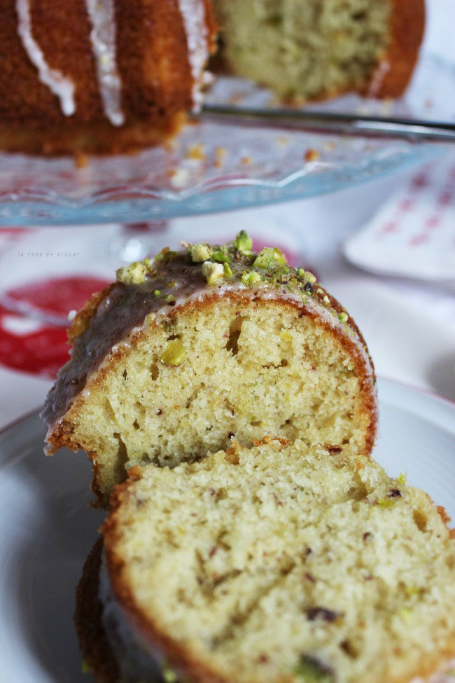 bundtpistacho2.jpg