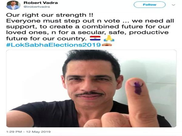 National, News, Indian, National Flag, Twitter, Voters, Priyanka Gandhi, New Delhi, Robert vadra posted paraguay's flag with his selfie post after voting