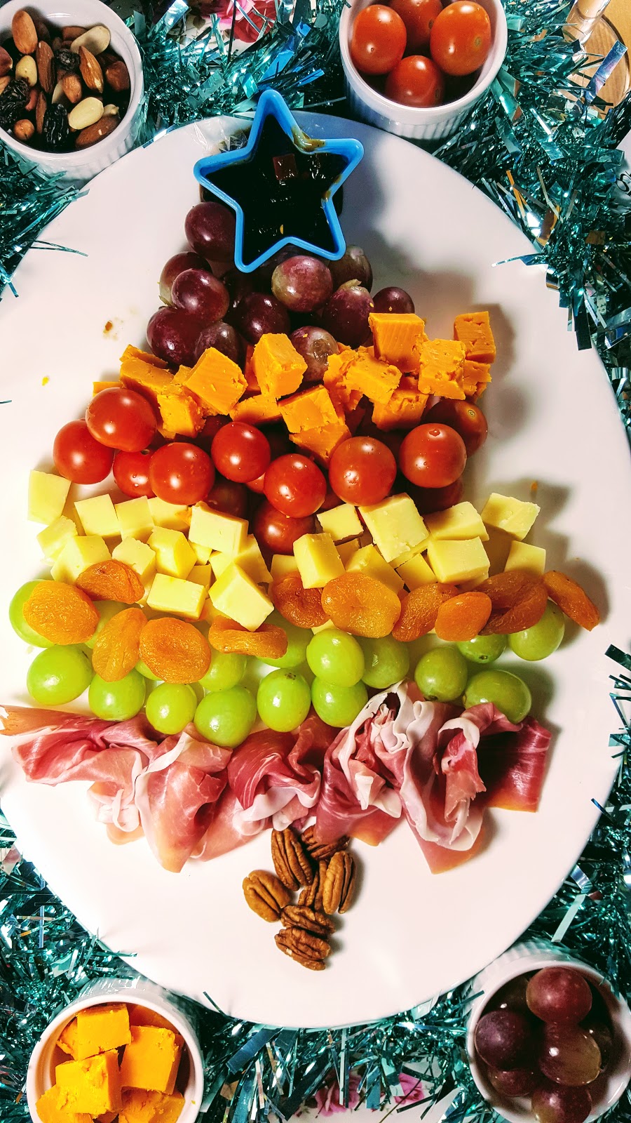 Ultimate Christmas Tree Prosciutto di Parma Cheeseboard Ultimate Christmas Tree Prosciutto di Parma Cheeseboard