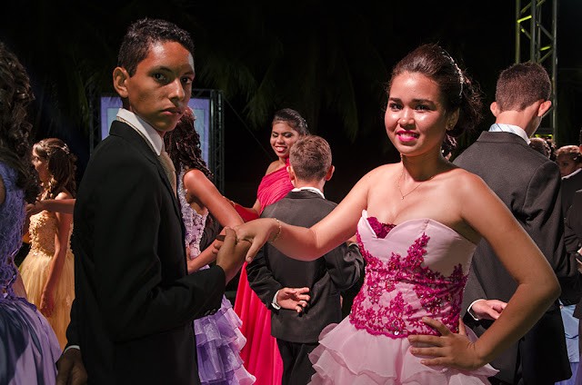 Prefeitura de Cocal realiza baile de debutantes para 15 jovens - Imagem 33