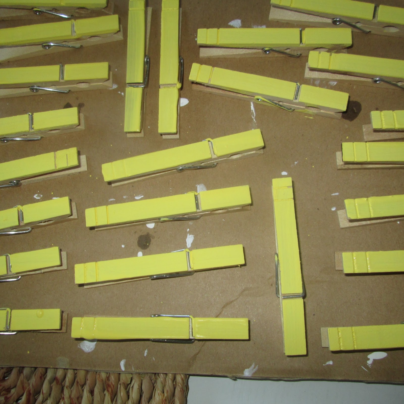 roommom27 Clothespins Painted to Look Like Pencils