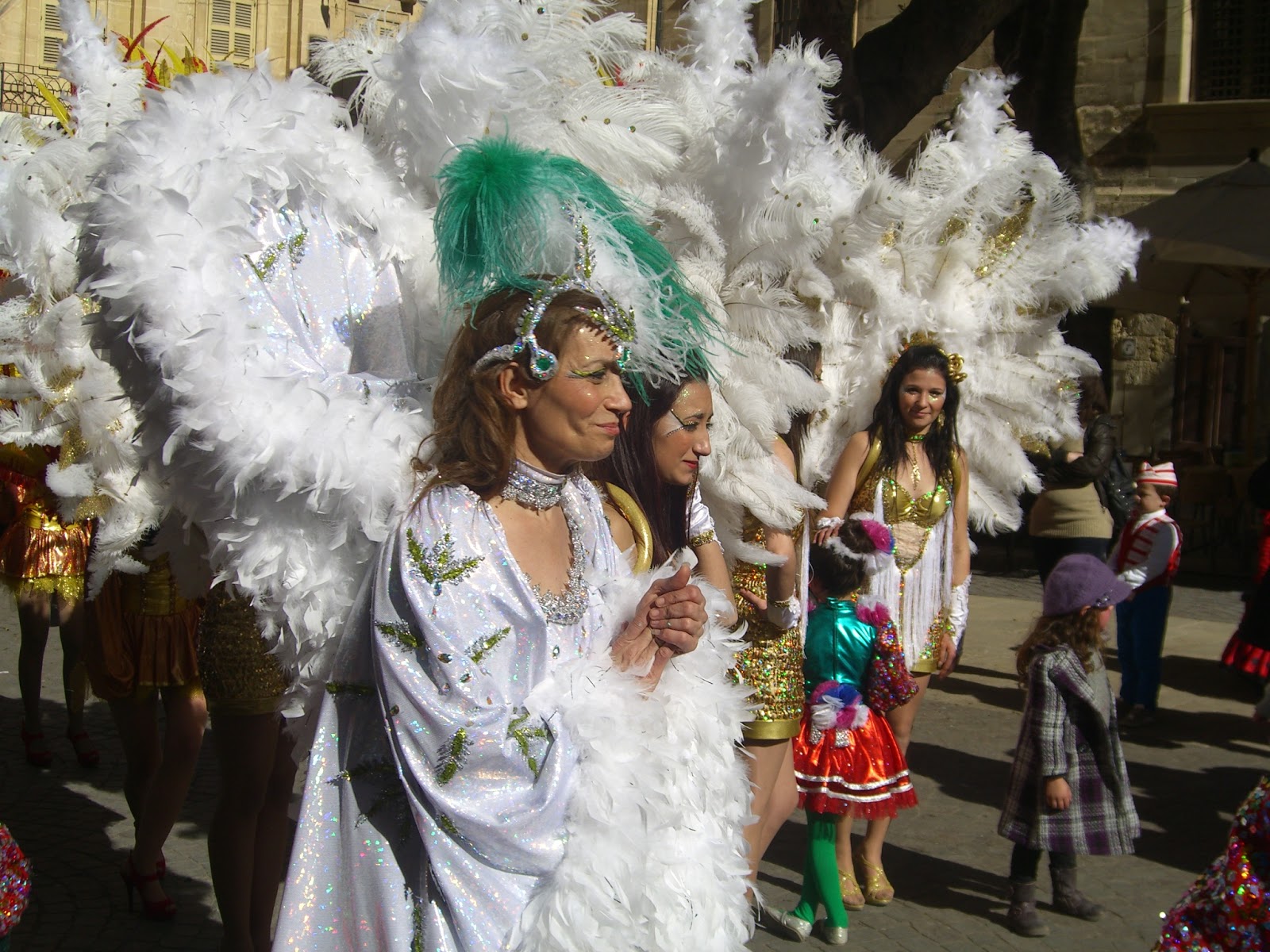 Building Bridges Using the Five Senses: Carnival in Malta