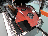 digital grand piano digital grand piano