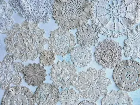 Sweet doily table runner, by Summerland Cottage Studio, featured on ILoveThatJunk.com