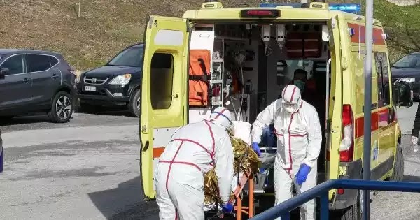 Νέα-έκτακτα μέτρα για τον κορωνοϊό - Αλλάζει τα δεδομένα το πρώτο βαρύ κρούσμα στην Ελλάδα Νέα-έκτακτα μέτρα για τον κορωνοϊό - Αλλάζει τα δεδομένα το πρώτο βαρύ κρούσμα στην Ελλάδα