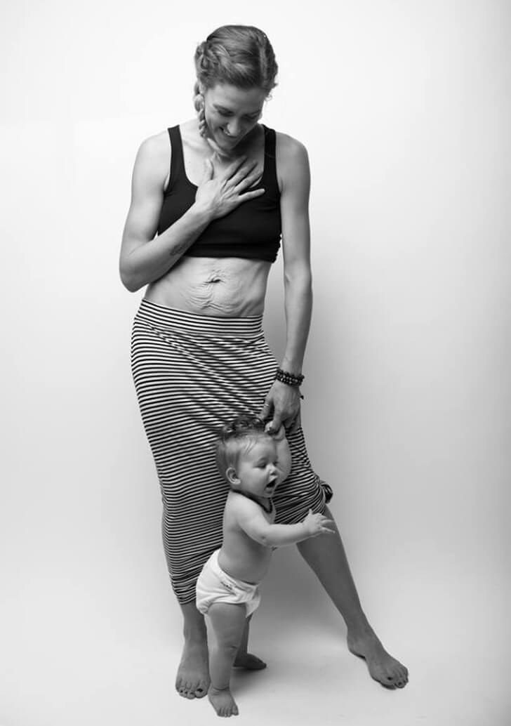 A Photographer Shows How Female Bodies Truly Look Like After Pregnancy
