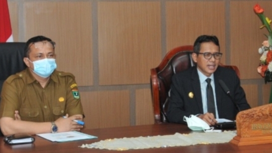 Gubernur Sumbar Irwan Prayitno Upayakan Rumah Sakit Agar Tetap Dibuka Gubernur Sumbar Irwan Prayitno Upayakan Rumah Sakit Agar Tetap Dibuka