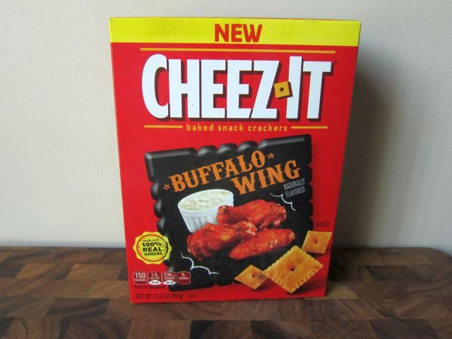 Review Buffalo Wing Cheez It Crackers Brand Eating