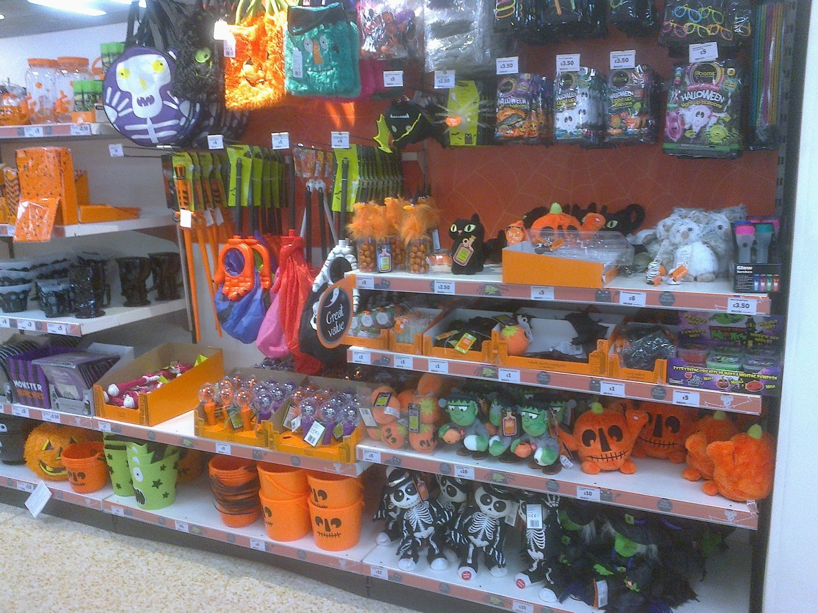 Halloween Vince's dark delights! Sainsburys Halloween 2016