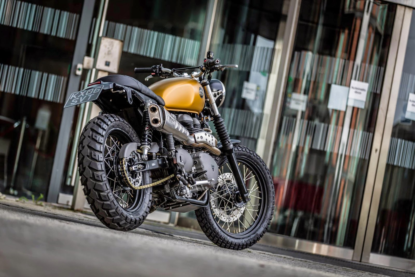 BMW Triumph Scrambler