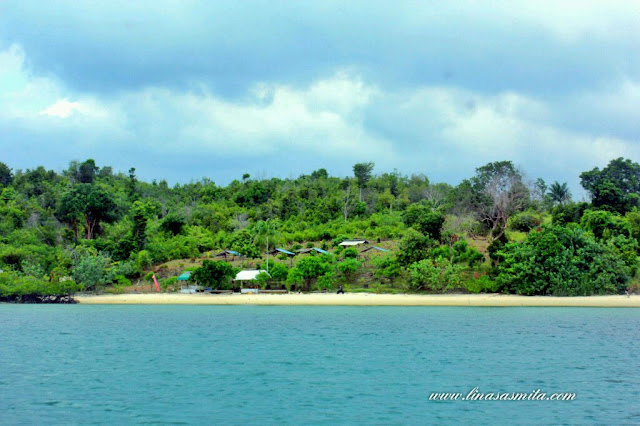 Pulau Awi Batam