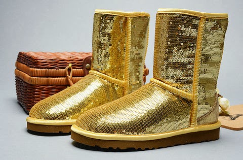 Women Love Sequin Glitter : New Fashion With Uggs Boots In Hot Summer