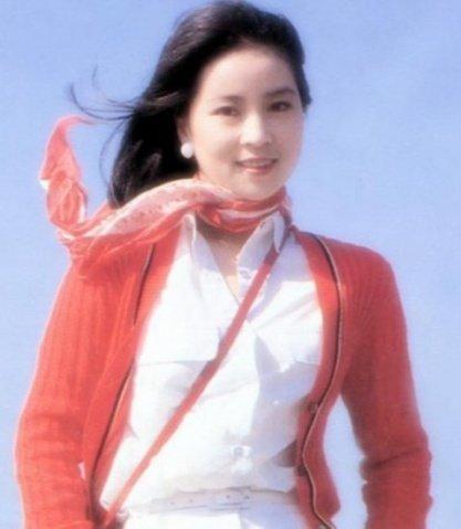 Joan Lin Wiki, Biography, Dob, Age, Height, Weight, Husband, Affairs