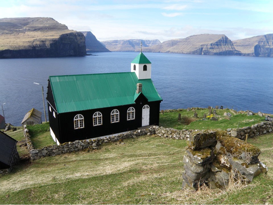 Faroes island, is an island situated between Iceland and Norway. With its 50,000 population as of year 20165, scarcity of women dropped to 2000 less than men. Men who are anxious of getting married has one big problem, not finances but women. To the men of this island they are seeking wives from the likes of the Philippines and other Southeast Asian countries.  Ways of the Faroese men  to widen their search for romantic relationship are getting into into online dating, social media , and some are clinging to their own relatives who are married to foreigners.  One reason of the number of Faroese women depletion is that I search of education , and eventually not returning. Most of the ones who left are settling abroad, according to Prime Minister Axel Johannesen. It is believed for the tourist and first timer, culture shock is significant  In contrary, Antonette Egholm, originally from the Philippines, told Tim Ecott of BBC about her experience of moving to Faroe, she believed that she hasn’t encountered any racism issues.  She said ““People here are friendly,” she explains, adding that, “I’ve never experienced any negative reactions to my being a foreigner. I lived in Metro Manila and there we worried about traffic and pollution and crime. Here we don’t need to worry about locking the house, and things like healthcare and education are free. At home we have to pay. And here you can just call spontaneously at someone’s house, it’s not formal. For me, it feels like the Philippines in that way.” which is also supported by her husband Regin.  He believes that when he said “We actually need fresh blood here,” he adds, “I like seeing so many children now who have mixed parentage. Our gene pool is very restricted, and it’s got to be a good thing that we welcome outsiders who can have families.” Their relationship was not as easy as it was thought because  sometimes they experienced jokes from his friends that what they have had started from a “mail order bride” site. Regin denied it.