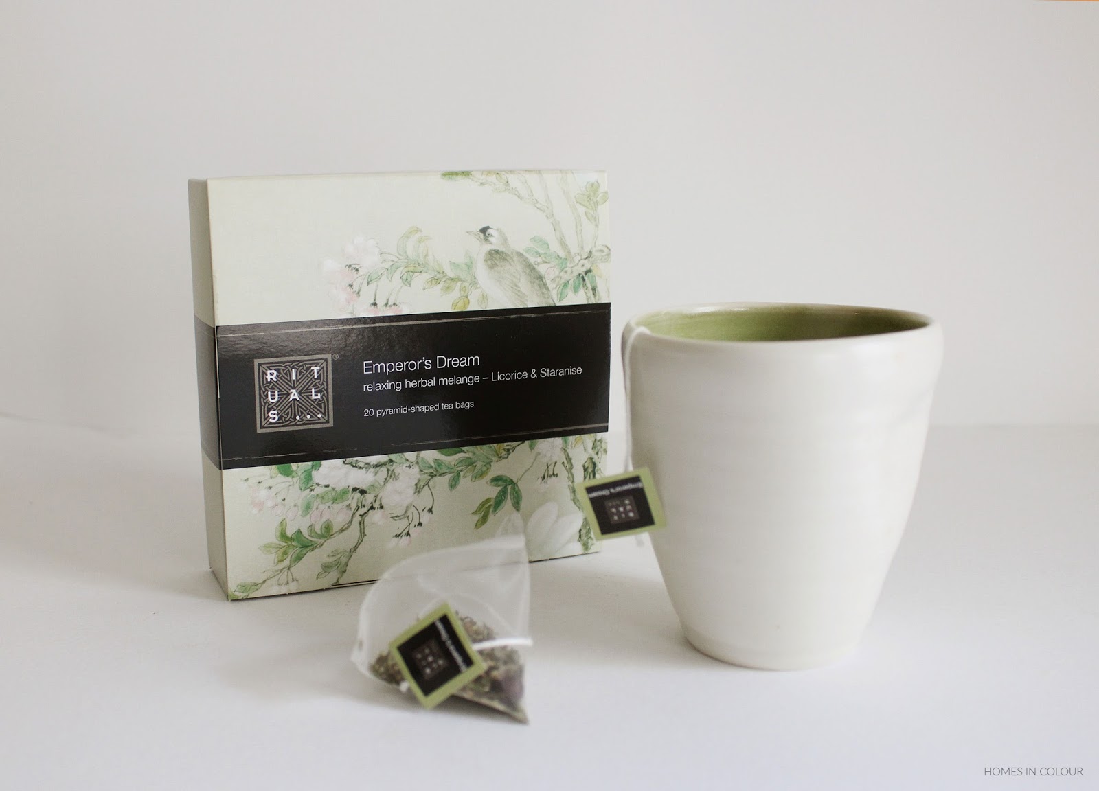 O Ritual do Chá - Homes in Colour