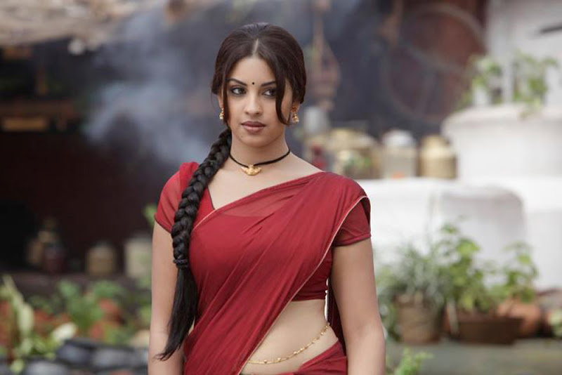 Richa Gangopadhyay Hot Stills In Osthi Movie unseen pics