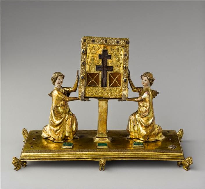 Η βυζαντινή σταυροθήκη Τιμίου Ξύλου της Γαλλίδας αρχόντισσας Marguerite Darc http://leipsanothiki.blogspot.be/