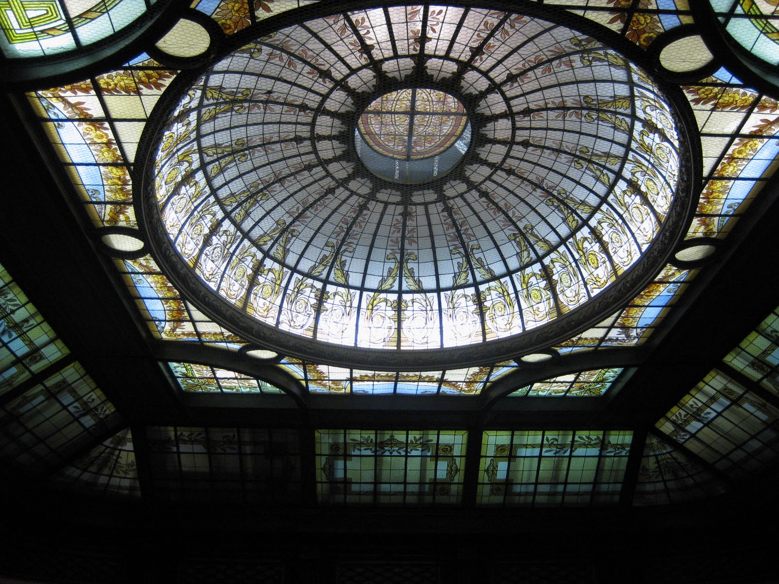 Arthur est un perroquet 35 Tage Paris ESMOD die Erste