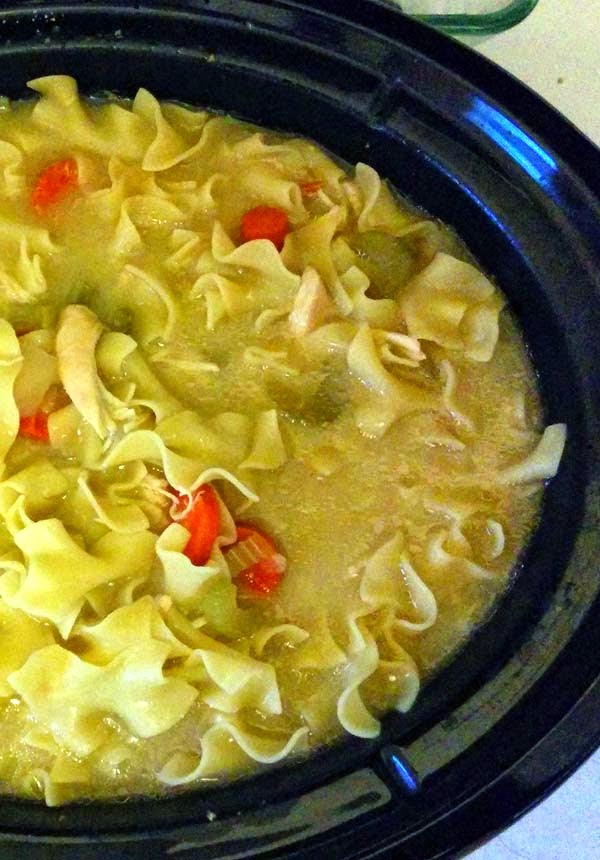simple crockpot slow cooker chicken noodle soup