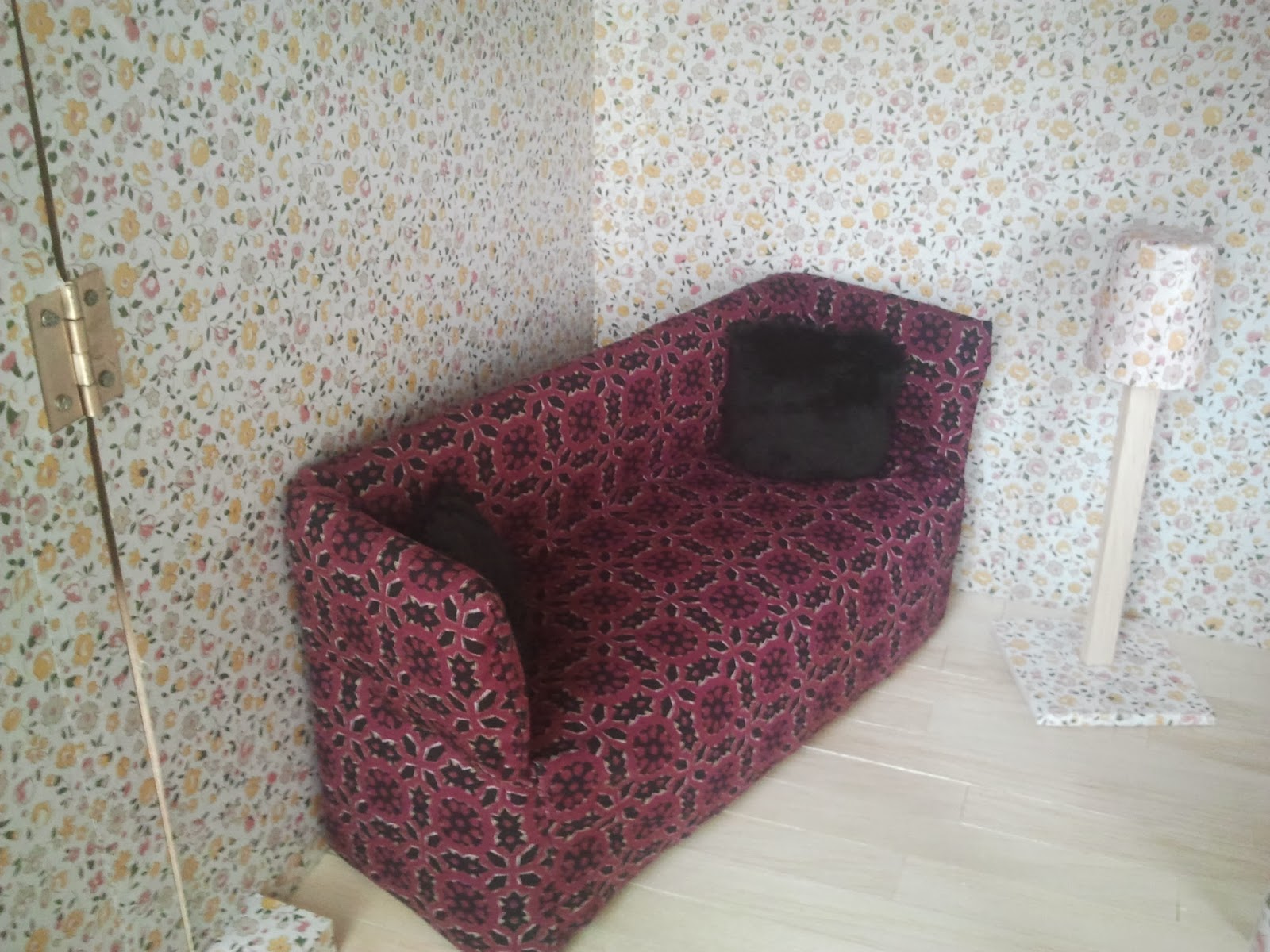 Miniminiminicik barbie bebek evi