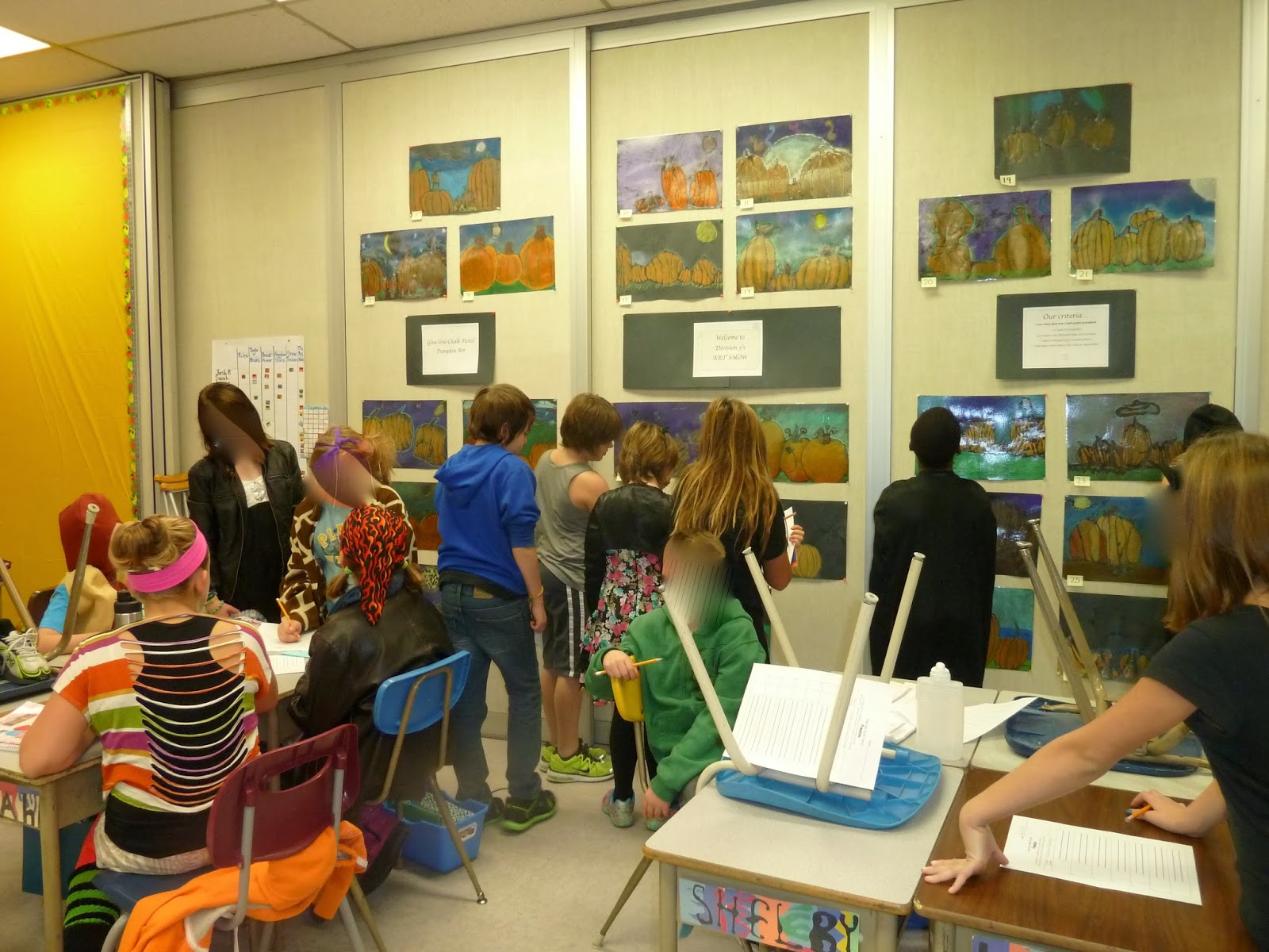 Art Attack Glue Line Chalk Pastel Pumpkins