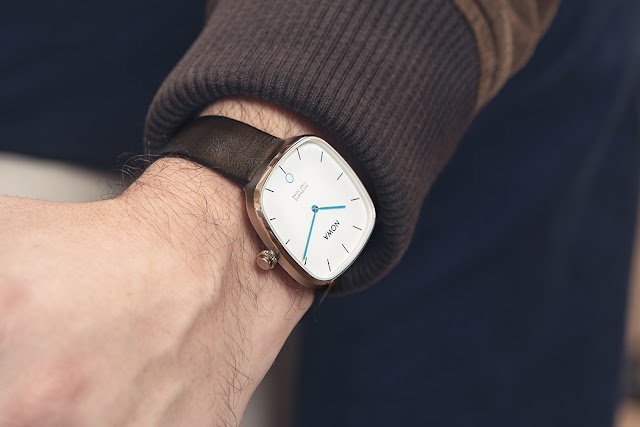 NOWA SUPERBE, A HYBRID SMARTWATCH FOR THE FUTURE