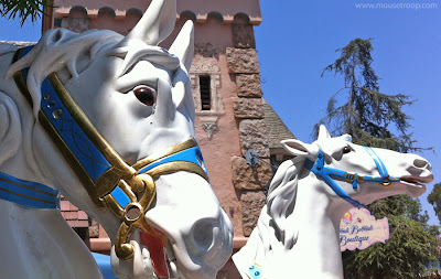 Disneyland Horse heads gift cart kiosk Fantasyland carousel