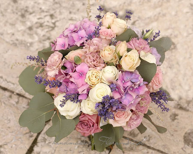 Pastelowy bukiet ślubny - mięta, pudrowy róż i róż rose quartz.
