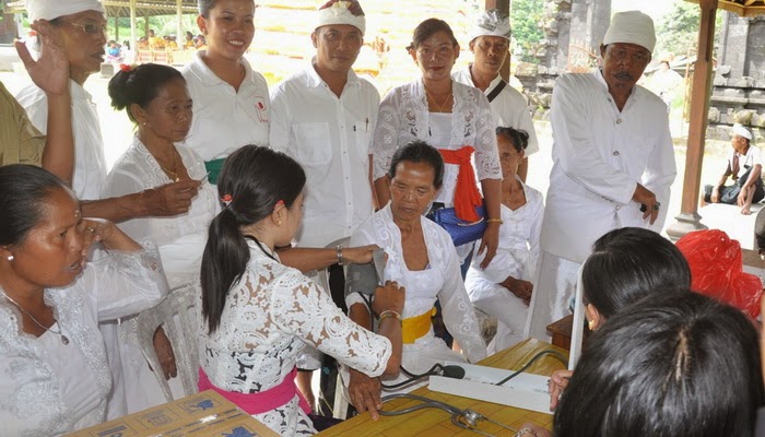 Ekalawya Educare Foundation Gelar Baksos di Tabanan