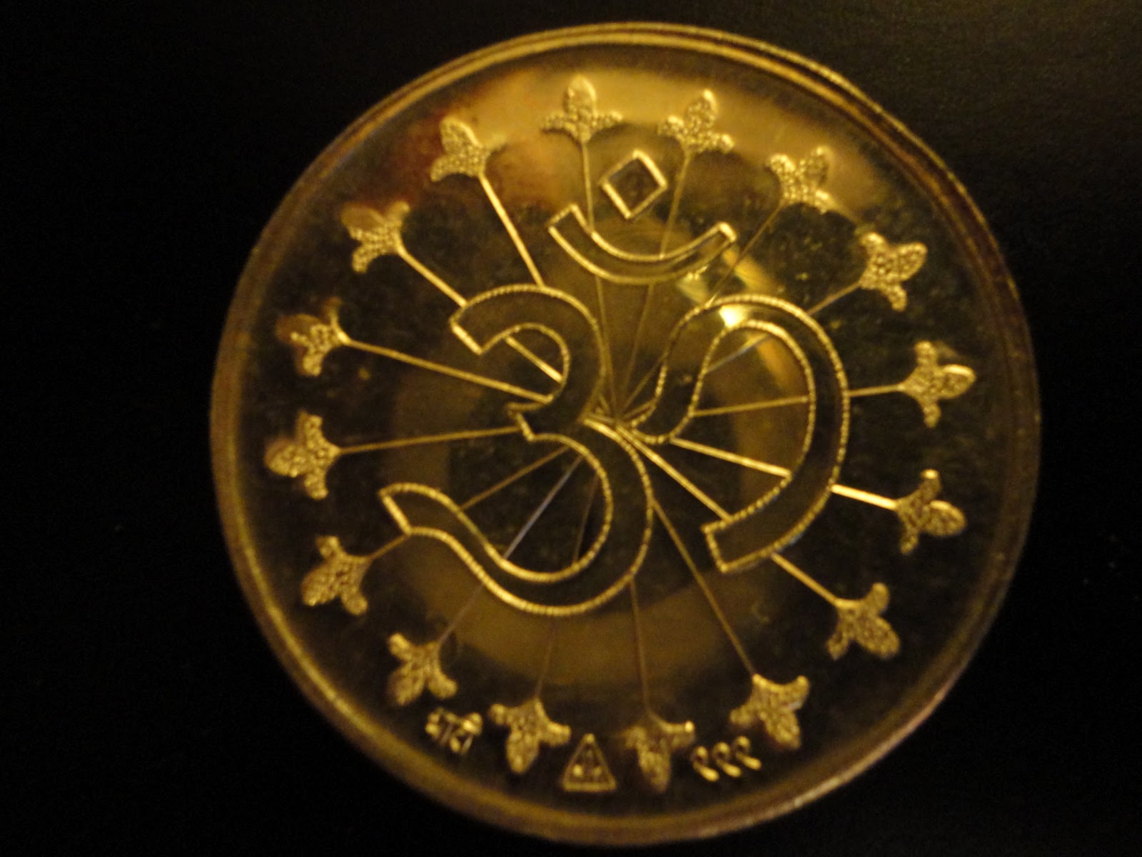 Coins, Silver, Gold, Numismatism: This Indian Coin/Token was gifted to ...