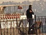 Sarıyer İstanbul Deniz Otobüsü İskelesinde Silahlı Adam