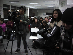 Quilicura TV junto a alumnos en Colegios de Quilicura.