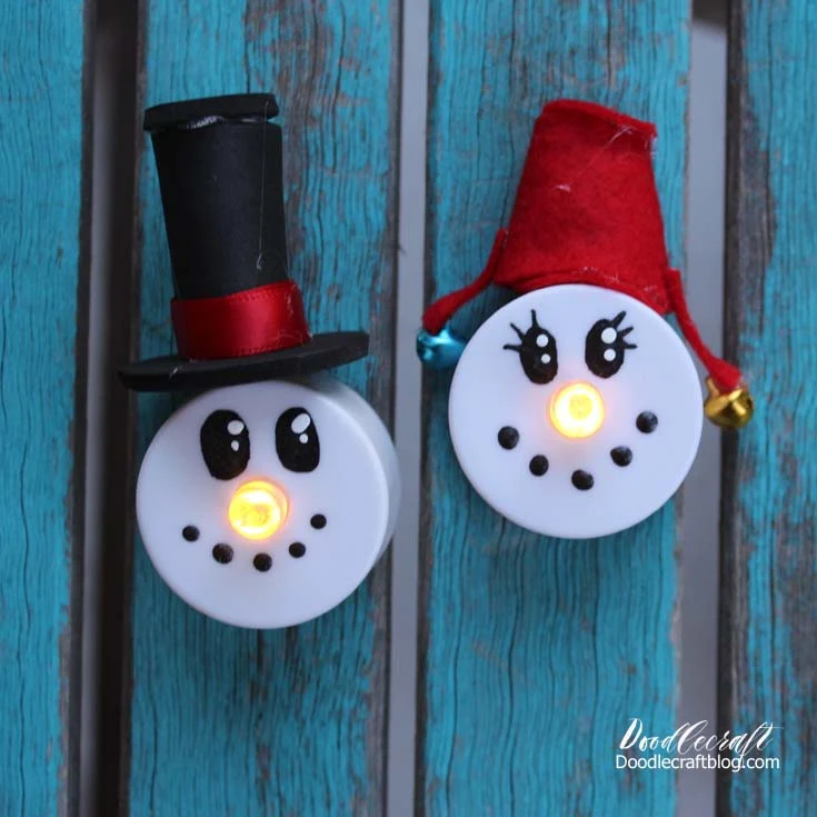 Easy Snowman Art For Kids (Resist Art Craft Using Free Template) - Crafts  on Sea
