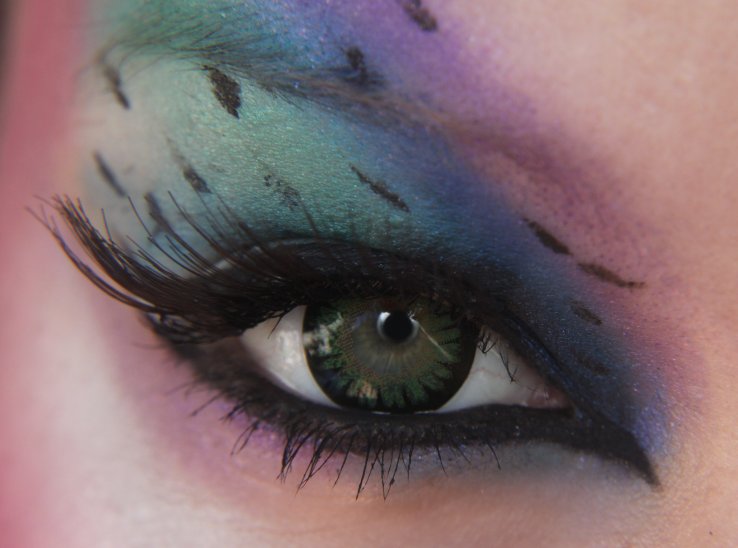 Makeup your Jangsara: Tutorial: MAC Halloween Peacock