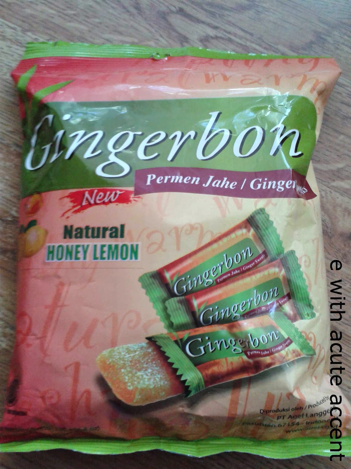 e with acute accent Haulling like a trucker