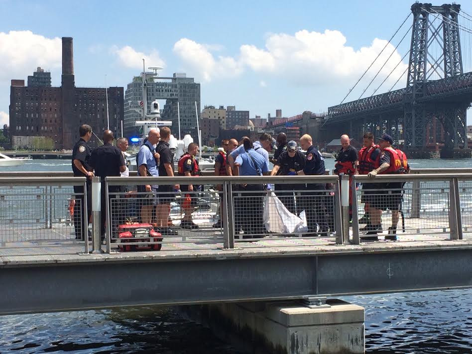 Ev Grieve Body Found In The East River Near The Williamsburg Bridge