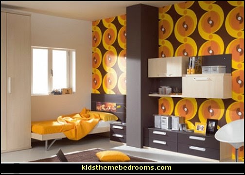 Groovy Funky Retro Bedroom Pictures - 60s style theme decorating -  70s theme decorating - Funky Flower Power Bedrooms - 70's Theme Decor - 70s theme bedroom decorating - Psychedelic  Tie Dye Hippie Hippy style flower power era