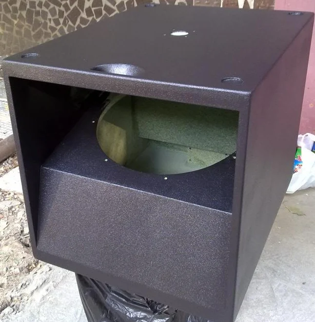 Box Speaker Subwoofer 18 Inch lapangan