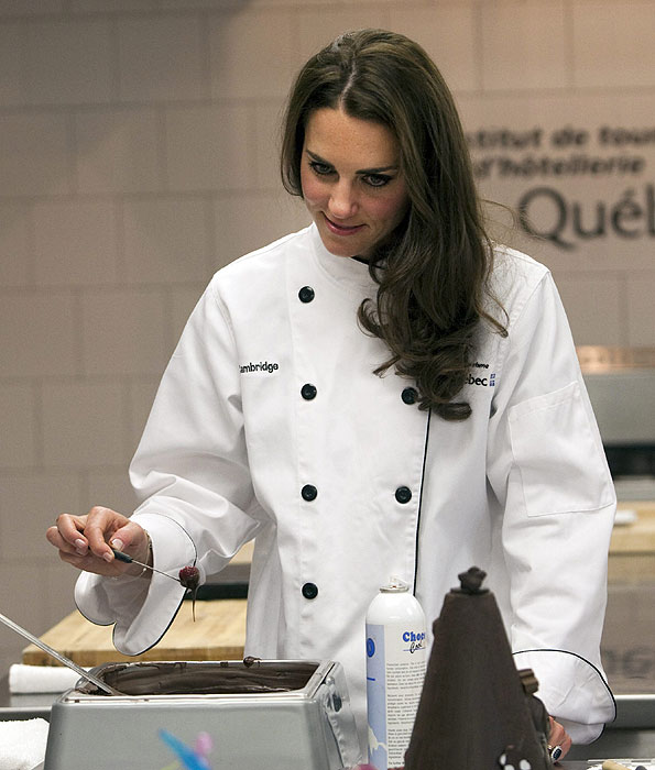 GO GO GO: Kate Middleton & Prince Williams Cooking Workshop Gallery