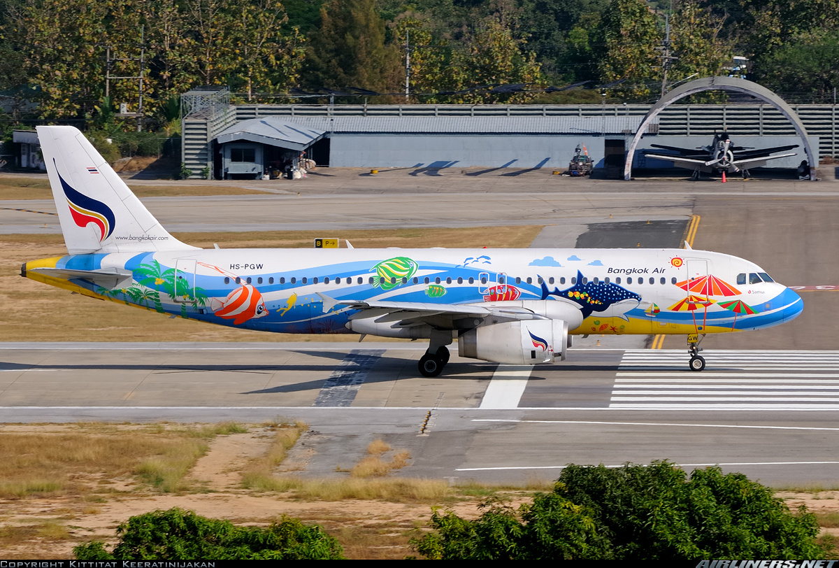 Бангкок авиарейс. Bangkok Airways Airbus a320. Bangkok Airways самолеты. A320 Bangkok Air салон. Самолёт Thai a320.