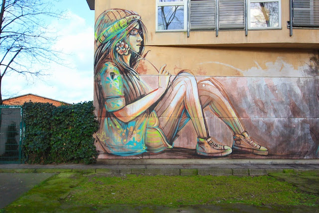 "Suspended" a new mural by Italian street artist Alice on the streets of Berlin, Germany. 3