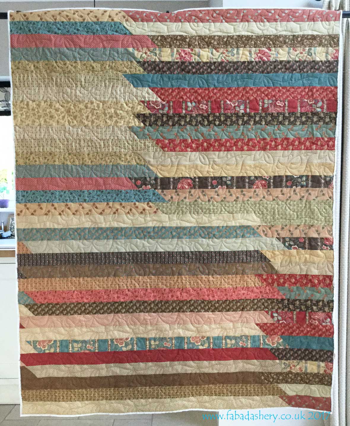 Fabadashery Longarm Quilting Jelly Roll Quilt by Liese, quilted by