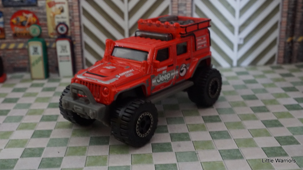 Little Warriors Matchbox Jeep Wrangler Superlift (MB832) from 2016 Walmart Jeep series