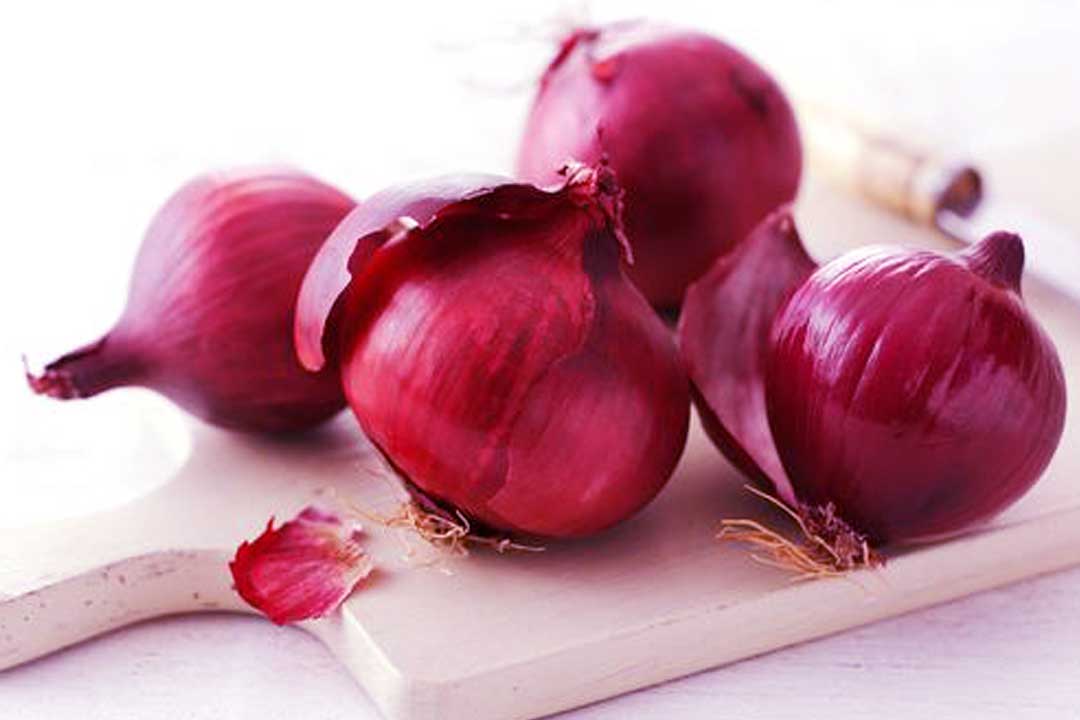 Extraordinary Benefits and Risks Shallots Article Health