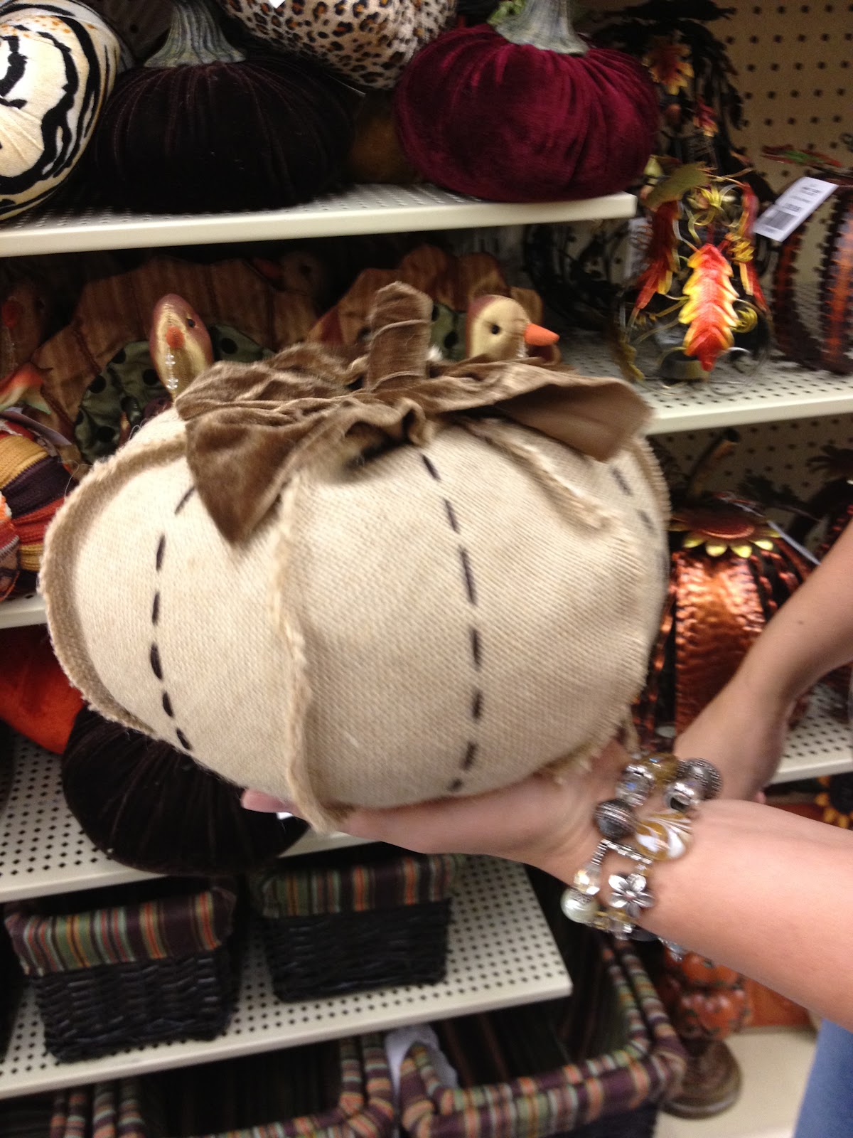 Grand Design Burlap Pumpkins