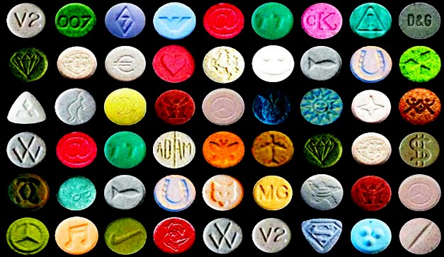 FANDANGO Y KERMESSE: TACHAS TACHAS TACHAS