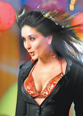 Sexy Kareena Kapoor Attractive looking