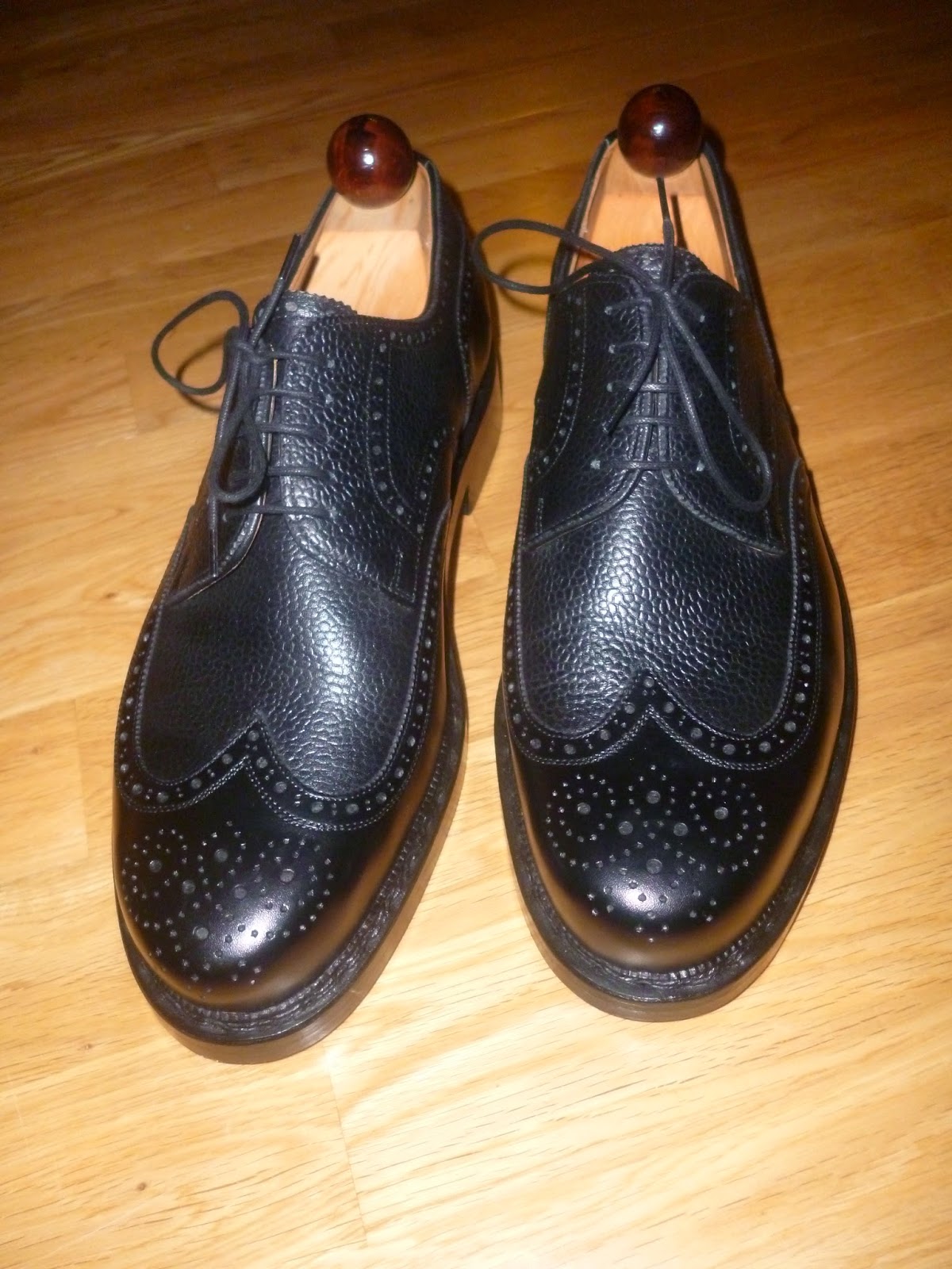 Männergarderobe Budapester...